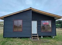 Casa de un piso terminada en terreno rural